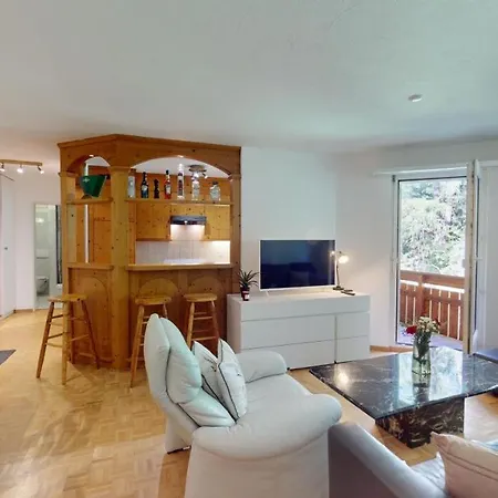 Apartment Ruinatsch 32